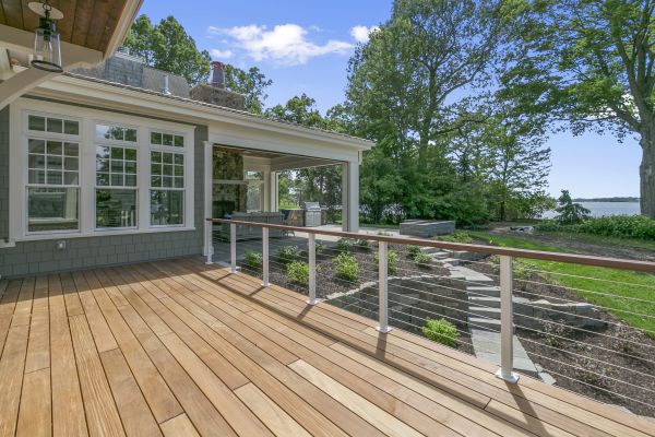Deck Service in Knoxville