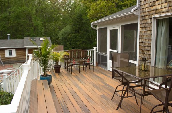 Decking Service in Knoxville