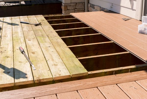 Cost of Deck Floor Replacement in Knoxville