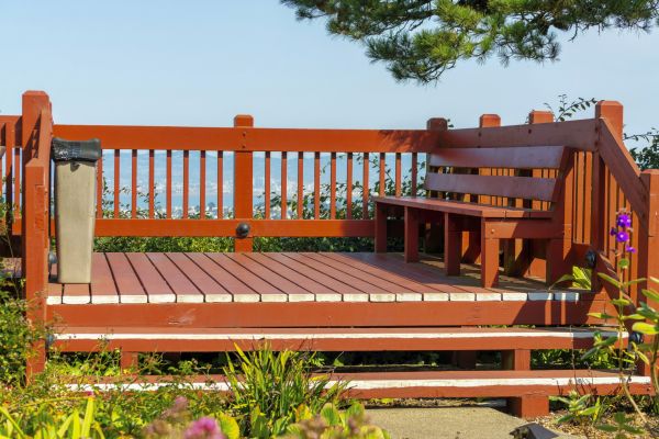 Redwood Deck Construction in Knoxville